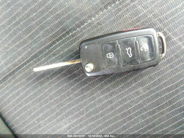 WVGAV3AX9EW618355 Volkswagen TIGUAN S