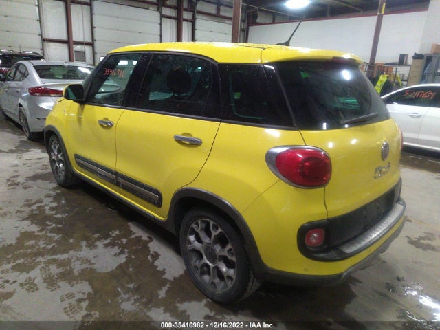 ZFBCFADH9EZ007049 Fiat 500L TREKKING