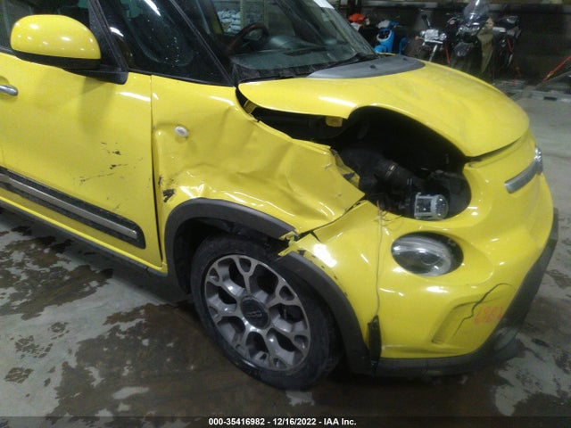 ZFBCFADH9EZ007049 Fiat 500L TREKKING
