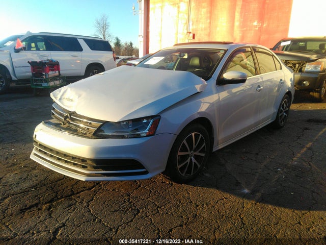 3VWDB7AJ9JM215819 Volkswagen Jetta 1.4t