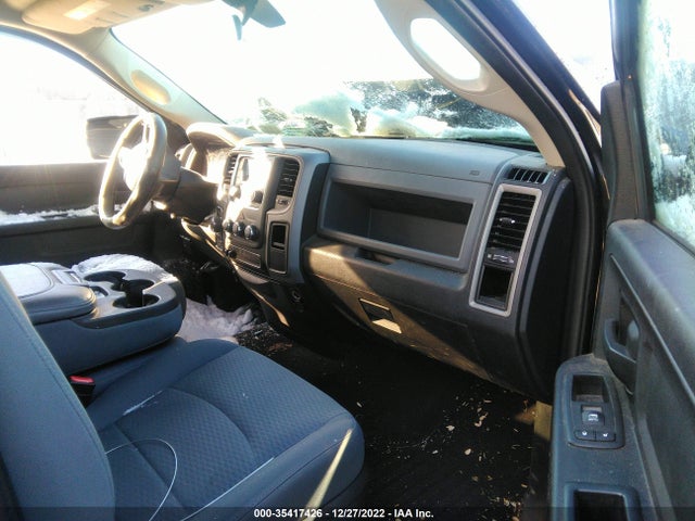 2017 RAM 1500 EXPRESS VIN: 1C6RR7FG1HS560109