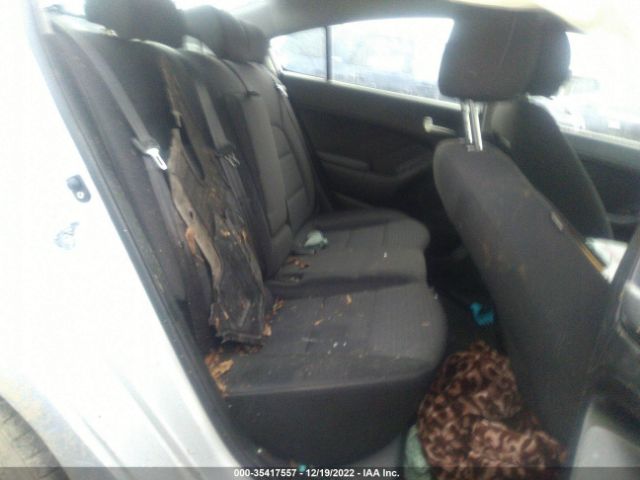 3KPFL4A76JE258259 KIA FORTE LX