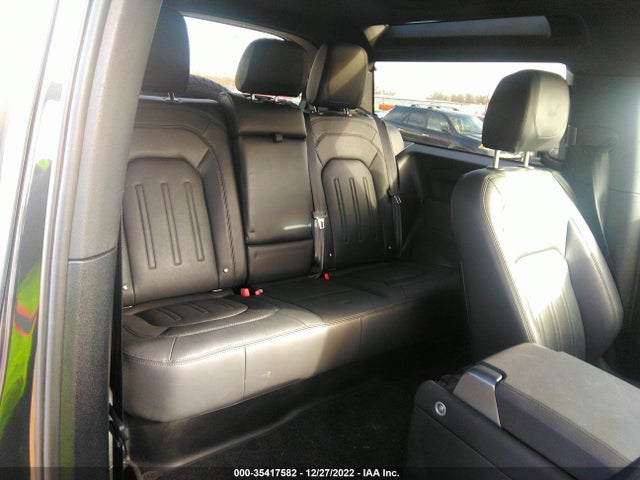 2022 Land Rover Defender, VIN: SALEJ6RX0N2079745
