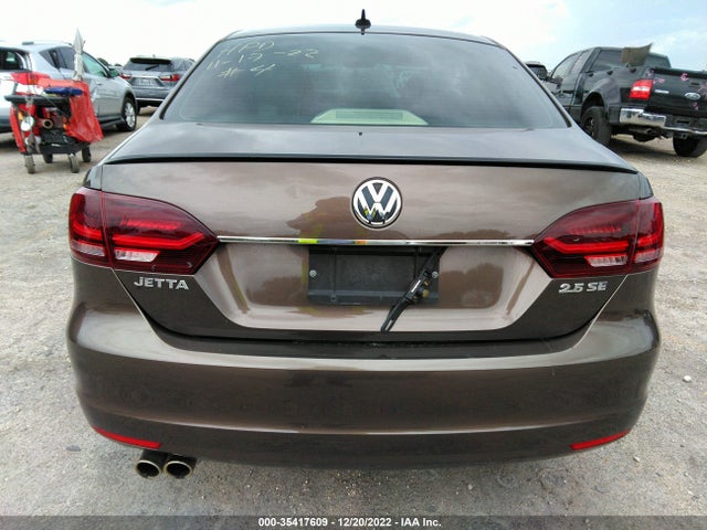 3VWDX7AJ3BM321279 Volkswagen Jetta Sedan Se W
