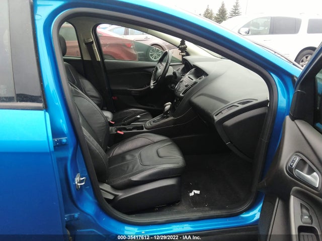 2016 Ford Focus, VIN: 1FADP3F23GL225034