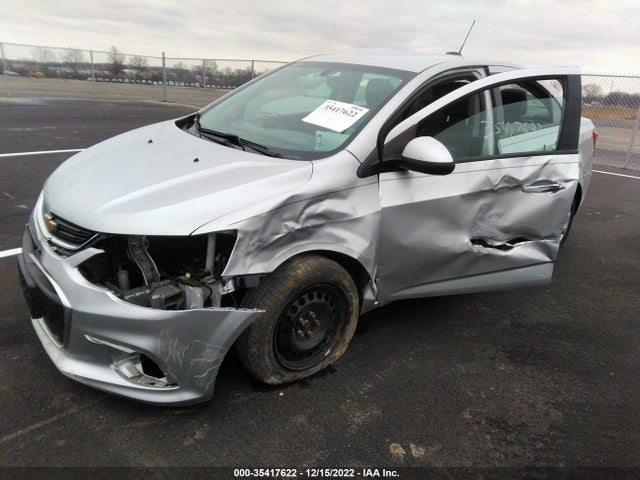 Chevrolet SONIC LS 2017 1G1JB5SG5H4114949 Image 8