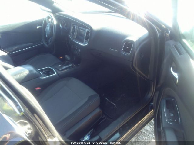 2C3CDXBG8FH884217 Dodge Charger Se