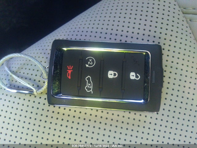 2022 Jeep Wagoneer, VIN: 1C4SJVDT7NS205690