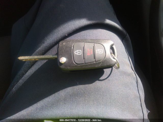KNDPB3A24C7332772 KIA Sportage Lx