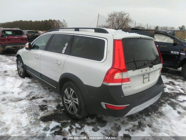 2015 Volvo XC70, VIN: YV4940ND1F1189152