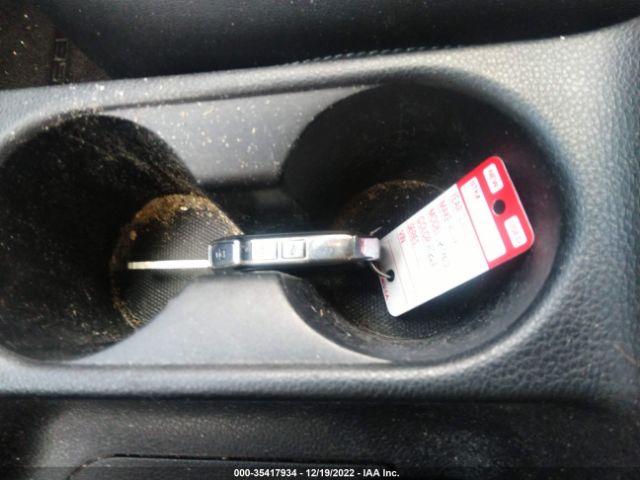 KNDEUCAA6M7125701 KIA SELTOS S
