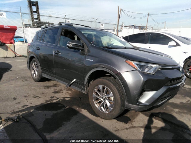 2018 Toyota RAV4, VIN: JTMRJREV9JD203864