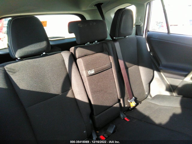 2018 Toyota RAV4, VIN: JTMRJREV9JD203864