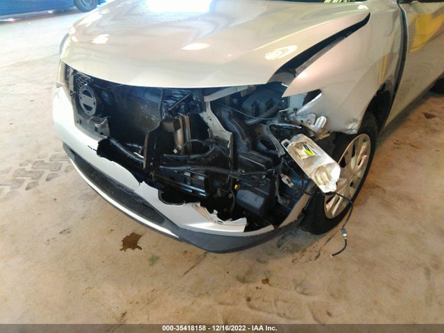 2016 Nissan Rogue, VIN: 5N1AT2MVXGC779974