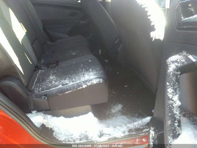 3VV0B7AX7JM058587 Volkswagen TIGUAN S