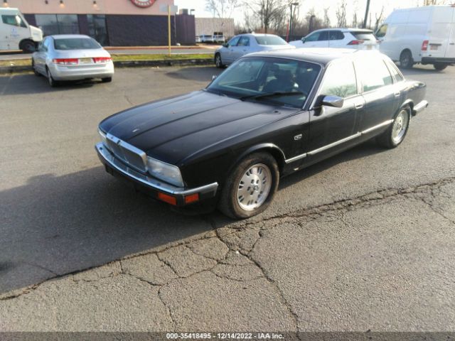 SAJHX1745RC689687 Jaguar XJ6