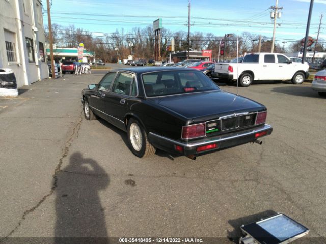 SAJHX1745RC689687 Jaguar XJ6