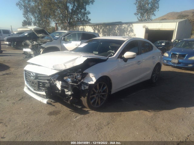 2018 Mazda 3, VIN: 3MZBN1V38JM229301