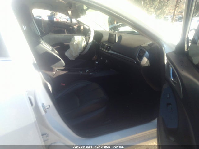 2018 Mazda 3, VIN: 3MZBN1V38JM229301
