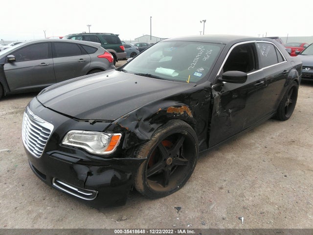 Chrysler 300 2014 2C3CCAAG7EH128121 Image 2