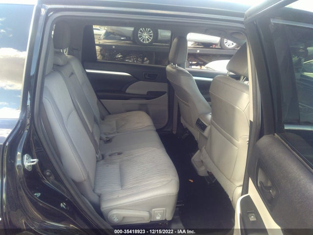 2016 Toyota Highlander, VIN: 5TDBKRFH4GS326993