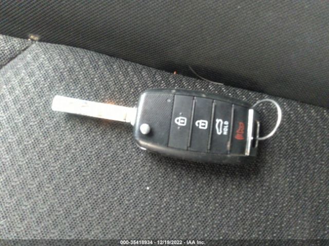 5XXGT4L30GG075938 KIA Optima Lx