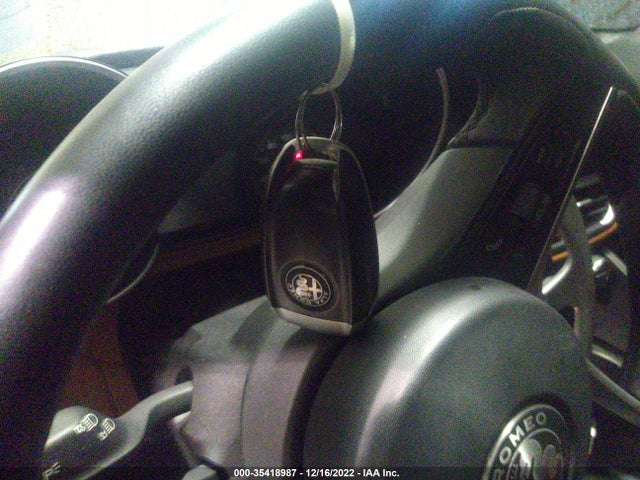 ZARFAEEN8J7567418 Alfa Romeo Giulia Ti Sport