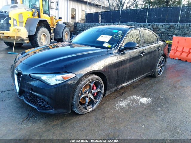 ZARFAEEN8J7567418 Alfa Romeo Giulia Ti Sport