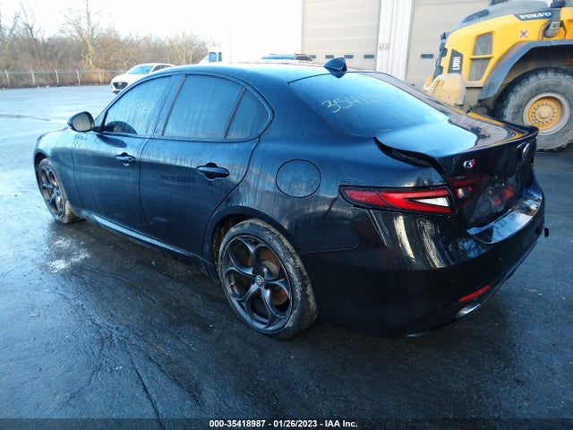 ZARFAEEN8J7567418 Alfa Romeo Giulia Ti Sport