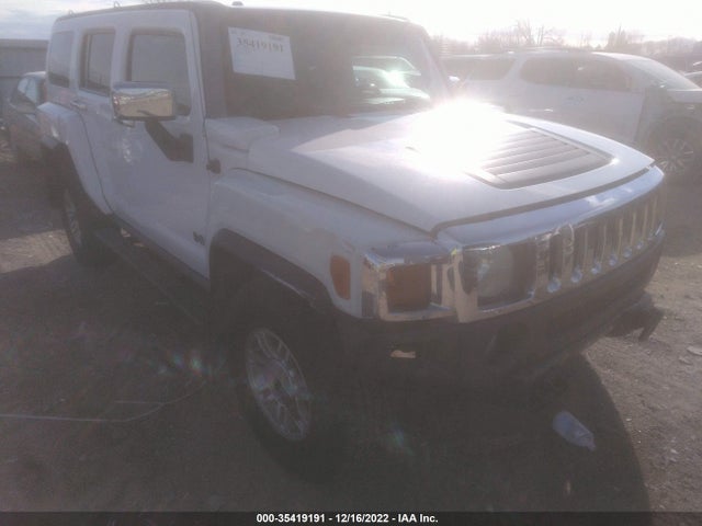 5GTDN136668198174 Hummer H3