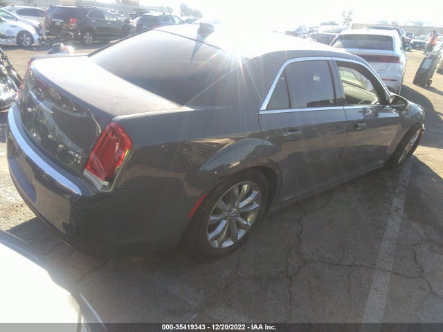2C3CCARG2KH565301 Chrysler 300 Touring