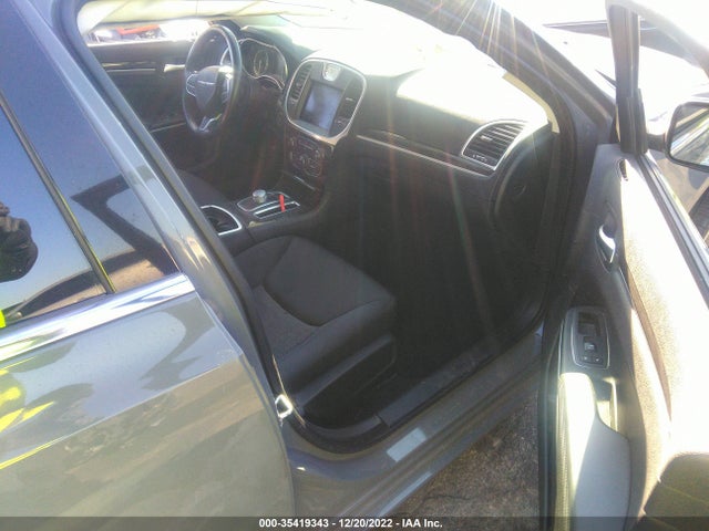 2C3CCARG2KH565301 Chrysler 300 Touring