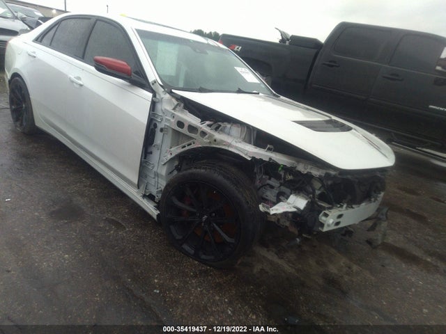 Cadillac CTS-V SEDAN 2018 1G6A15S69J0151973 Image 1