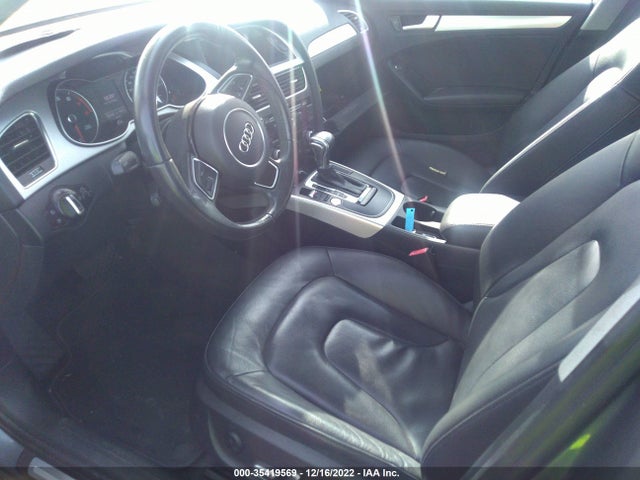 2016 Audi A4, VIN: WAUBFAFLXGN011578