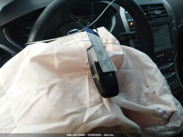 Lincoln MKZ HYBRID 2015 3LN6L2LU8FR629134 Image 3