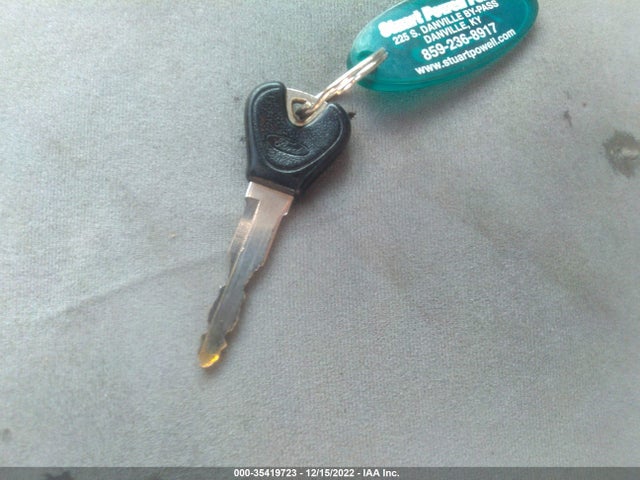 2002 FORD ESCORT FLEET VIN: 3FAFP13P62R215749