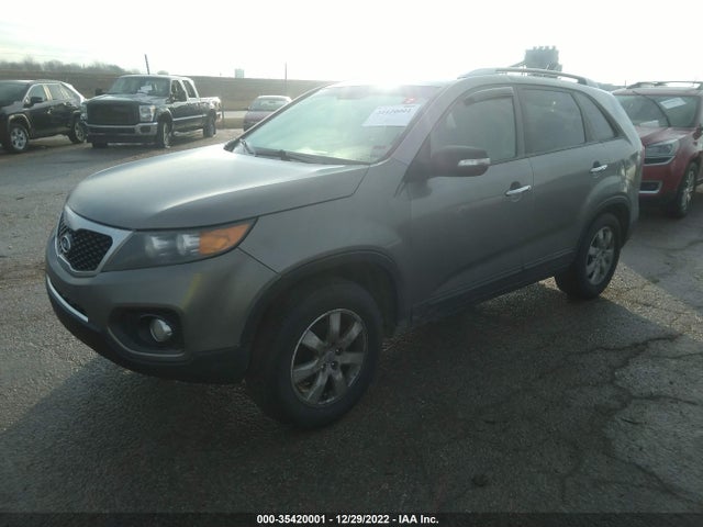 2012 KIA SORENTO LX VIN: 5XYKT3A67CG307264
