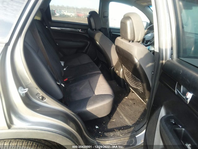 2012 KIA SORENTO LX VIN: 5XYKT3A67CG307264