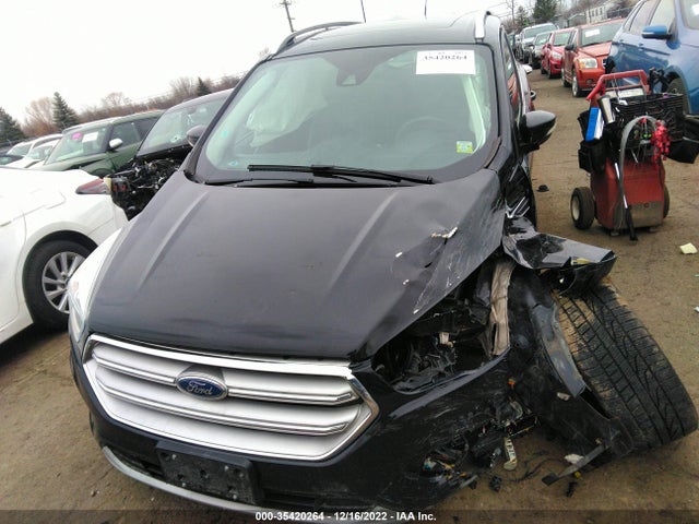 2017 FORD ESCAPE TITANIUM VIN: 1FMCU9JD4HUE57031