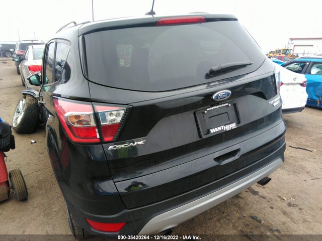 2017 FORD ESCAPE TITANIUM VIN: 1FMCU9JD4HUE57031