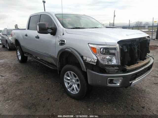 2017 Nissan Titan, VIN: 1N6BA1F43HN540590