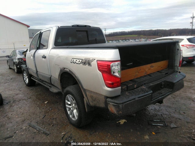 2017 Nissan Titan, VIN: 1N6BA1F43HN540590