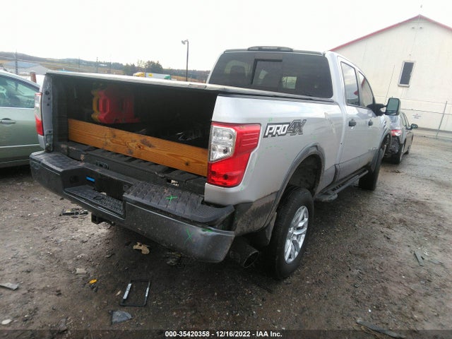 2017 Nissan Titan, VIN: 1N6BA1F43HN540590