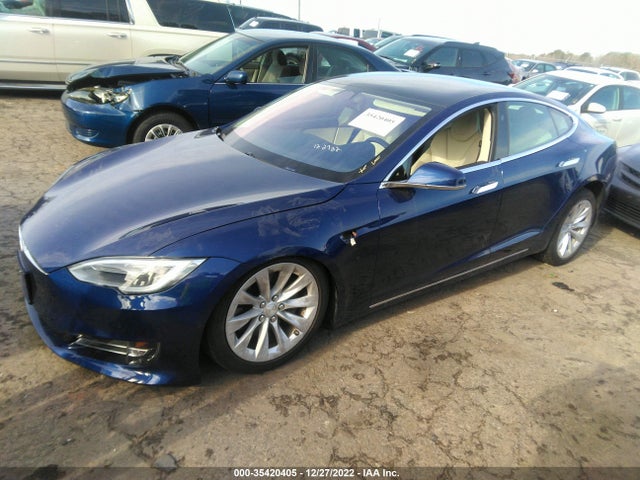 Tesla MODEL S 2018 5YJSA1E20JF256891 Image 2