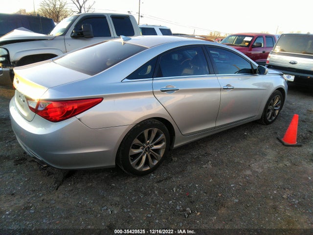 2012 HYUNDAI SONATA 2.4L SE VIN: 5NPEC4AC6CH411911
