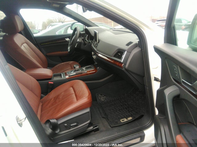 WA1BNAFY0J2047140 Audi Q5 Premium Plus