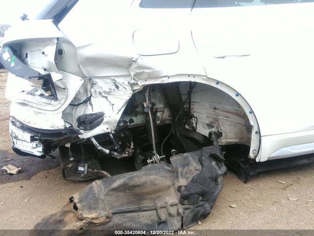 WA1BNAFY0J2047140 Audi Q5 Premium Plus
