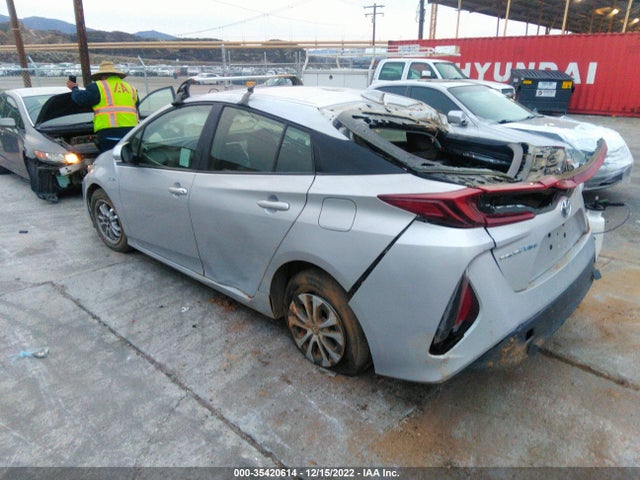 2022 Toyota Prius, VIN: JTDKAMFP4N3197472