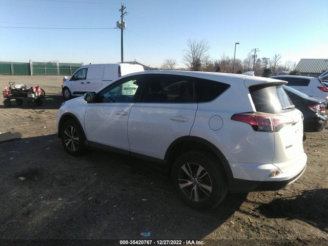 2018 Toyota RAV4, VIN: 2T3WFREV3JW476208