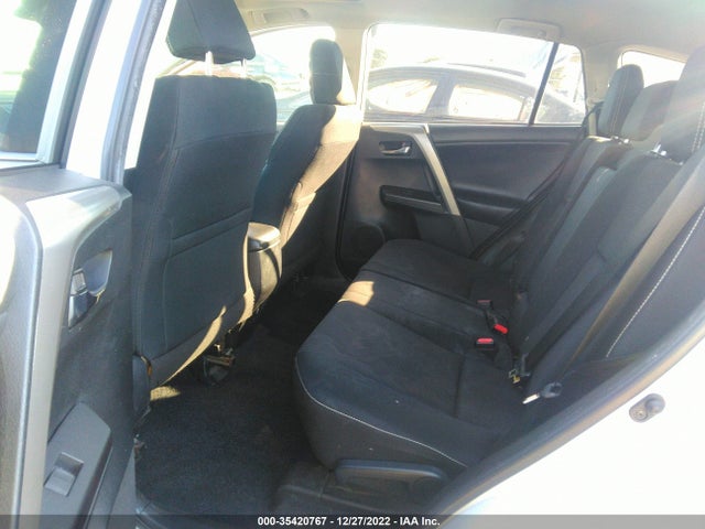 2018 Toyota RAV4, VIN: 2T3WFREV3JW476208